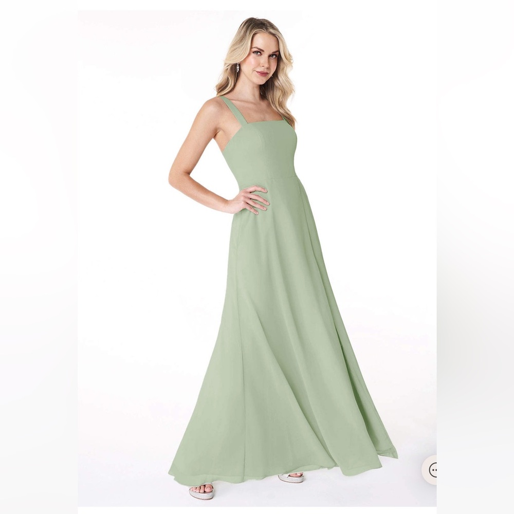 NWT Azazie Dusty Sage Jay Dress A2